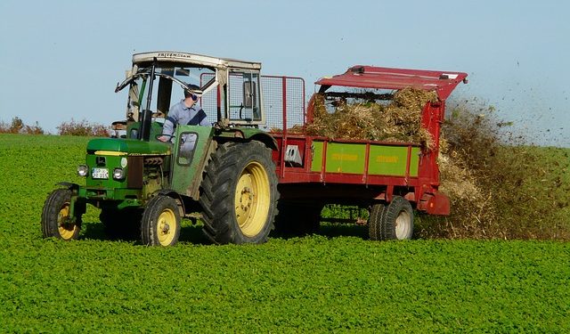 Змінні норми виробітку (т) та витрати палива (л/т) на внесення органічних добрив розкидачем РОД-4 в агрегаті з трактором МТЗ-80/82