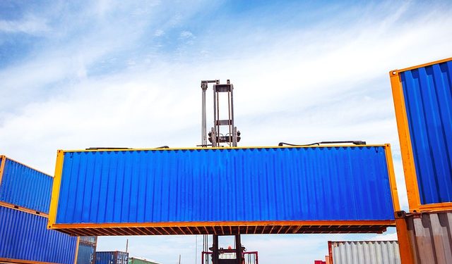 Експорт товарів та послуг: головні особливості обліку