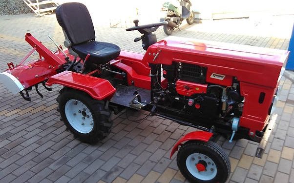 Змінні норми виробітку (га) та витрати палива (л/га) на внесення мінеральних добрив машиною МВУ-100 в агрегаті з трактором Т-012-02