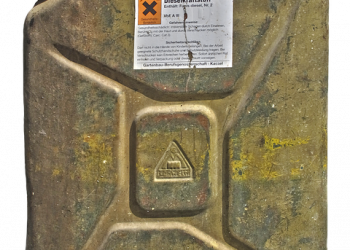 Фермер зберігає пальне: які будуть наслідки з екоподатку