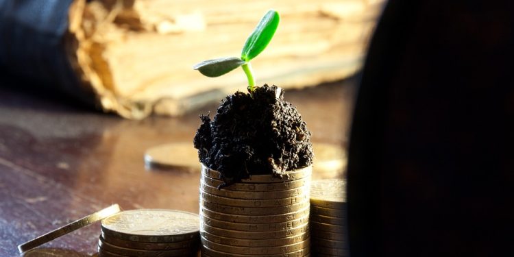 Чи може платник ЄП 4 групи враховувати у МПЗ податок на доходи із зарплати адмінперсоналу